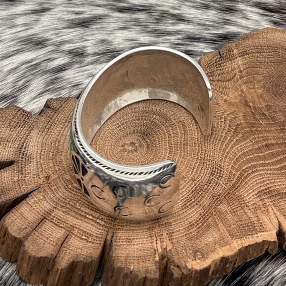 1970s Native American NAVAJO Sterling & Turquoise Chip Inlay Cuff Bracelet Steer - Picture 3 of 6